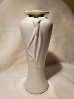 Vintage Ivory Ribbon Haeger 1996 Pottery Vase 980  8.5  Tall • $16.99