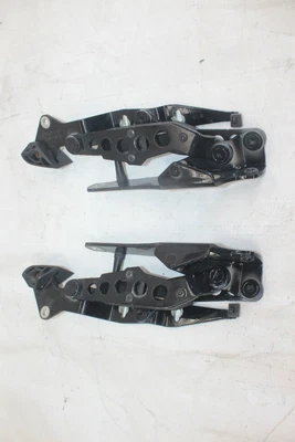 $43.79 • Buy 2005 Mercedes Clk320 W209 Convertible #158 Rear Trunk Lid Hinges Support Black