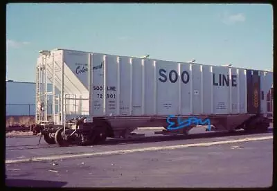 SOO Soo Line Covered Hopper #72901 Original Kodachrome Slide NEW! 1971 • $1.79