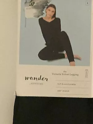 Wander Victoria Velvet Leggings Womens Large Heavyweight Stretch Black • $7