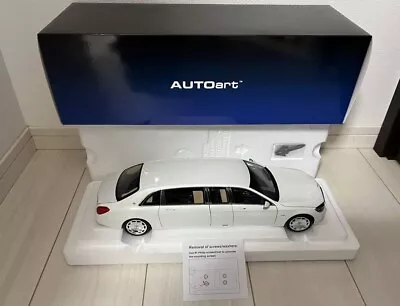 Autoart 1/18   Mercedes Maybach Pullman MERCEDES-MAYBACH S 600 WHITE 76296 65602 • $336.99