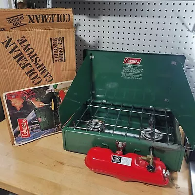 Vintage 1983 Coleman 2 Burner Camping Portable Stove Model 425F499 ORIGINAL BOX • $69.99