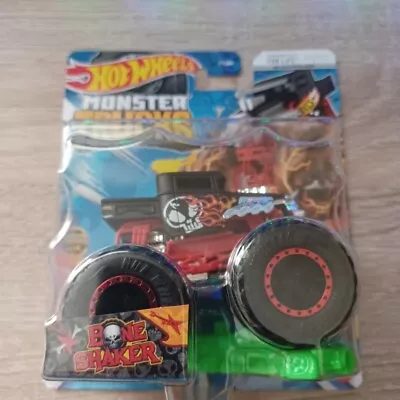 Hot Wheels Monster Trucks 1/64 Diecast Black Bone Shaker • $6.85