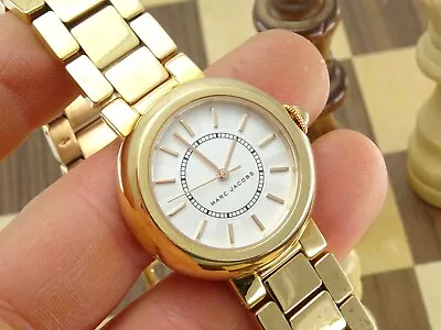 MARC JACOBS 32mm Ladies Designer Rose Gold Bracelet Wristwatch • $6.20