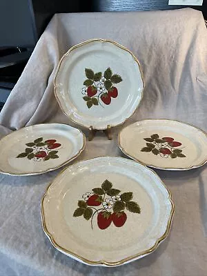 Vintage Mikasa STRAWBERRY FESTIVAL #EB 801 Set 4 Dinner Plates 10-3/4  Farmhouse • $48