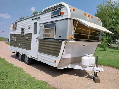 $1475 • Buy 1971 Vintage Fan 20ft. Style Liner Travel Trailer Camper
