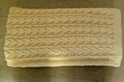 £19.99 • Buy Superb Baby's Hand Knitted Baby Lemon Yellow Coloured Shawl/blanket (new)