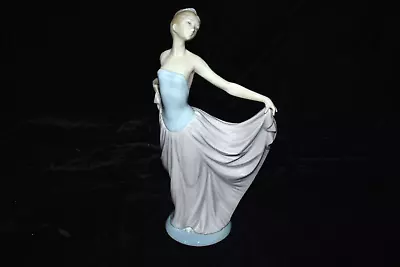 $144.99 • Buy Vintage LLADRO  Daisa Porcelain Figurine The Dancer 5050 Ballerina