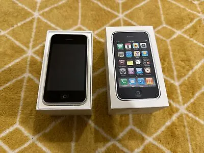White IPhone 3GS 16GB With Original Box • £50