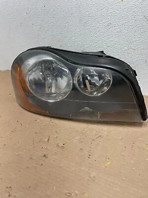 2003 To 2006 Volvo XC90 Right Passenger Rh Side Headlight Halogen Oem 1412N DG1 • $58.05