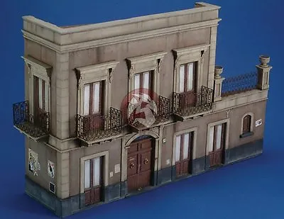 Royal Model 1/35 Italian Building Facade Front Section WWII (24.5x7x23 Cm) 569 • $149.95