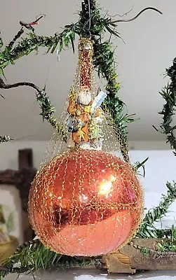 Gold Wire-Wrapped Balloon Santa Riding.  Late 1940s German Glass Ornament • $0.99