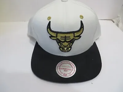 Mitchell & Ness NBA Chicago Bulls Fools  White/Gold Snapback Hat Cap • $19.99