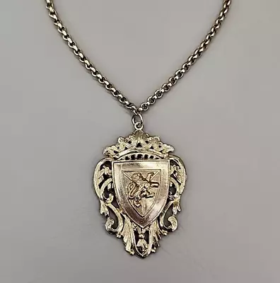 Shield Pendant Necklace Vtg Lion Gold Tone Rolo Chain Crest 17  • $22