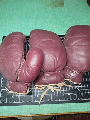 Draper Maynard Boxing Gloves Dg 630 Vintage Memorabilia • $40