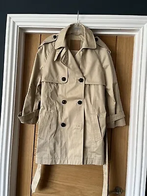 Stylish Beige Trench Coat By Massimo Dutti • £60