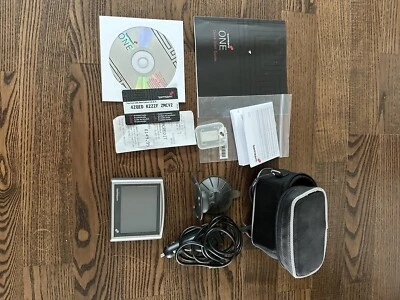£5 • Buy Tomtom One Sat Nav