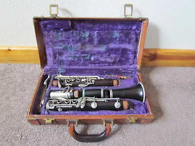 Vintage Holton LeBlanc?  Wood Clarinet Estate Find W/ Case Low Serial # 1920s? • $59.99