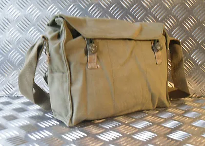 Genuine Army Vintage Gas Bag. Side / Shoulder / Messenger Bag - G1 • £22.99