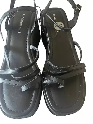 Madden Girl Women's Single Toe Strap Black Strappy Wedge Sandals Size 9.5 NWOT • $24