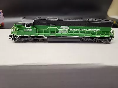 Atlas N Scale #49003 SD-60 Burlington Northern 8302. For Parts • $26