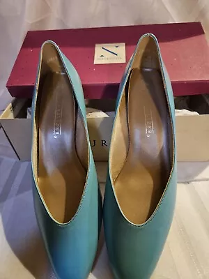 Vtg Turquoise Lea Naturalizer  Heel Shoe Size 7.5 • $10