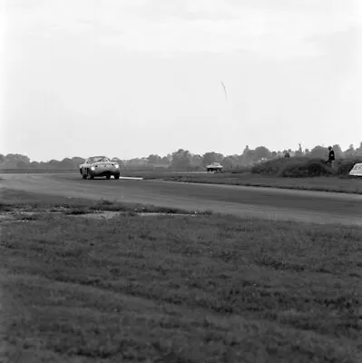 Innes Ireland David Brown Aston Martin DP214 1963 Sports Car Racing Photo 16 • £6.22