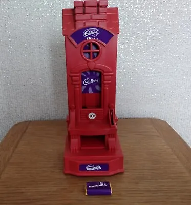 VINTAGE Hornby Cadburys Miniatures Chocolate Dispenser Machine 10p Money Box • £49.95