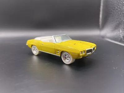 2006 Johnny Lightning 1969 Pontiac Firebird Convertible Yellow White Lightning • $19.95