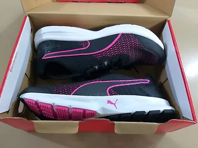 $16 • Buy Puma Girl's SE Way 1 Sneakers - Uk Size 4  US 6.5 Brand New 