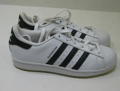  Adidas B42369 Superstar J White/Black YOUTH Size 6 - 5  Woman - 7.5 - 6.5 • $12.99