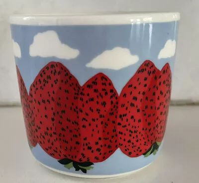 Single Marimekko Mansikkavuoret Strawberry Mug/Cup 3 H & 3  Around • $38