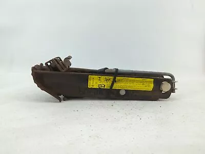 2009 Volkswagen Passat Spare Scissor Car Jack DL85I • $36.95