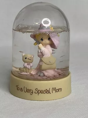 Vintage 1996 Precious Moments TO A VERY SPECIAL MOM Snow Globe Waterball W/ Box • $15