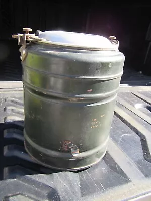 Antique Landers Frary & Clark Lunch Pail With Removeable Insert • $75