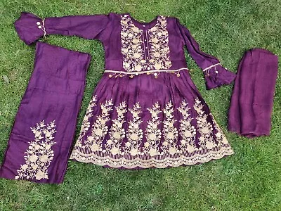 $35 • Buy Indian/Pakistani Ladies 3 Piece Magenta Salwar Kameez / Size M