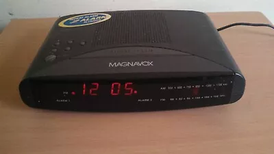 Magnavox AJ3240/17 AM/FM Alarm Clock Radio • $10