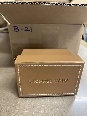 Michael Kors Brown Leather Watch Box • $14.99