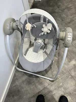 Baby Rocker With Sounds - Birth To 9kg Excellent Condition But No Longer Rocks ? • £9.99