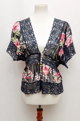$15 • Buy Womens Twentyone Blouse V Shaped Sheer Lace Floral M
