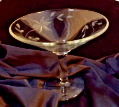 Martini Class Large Clear With Etched Flowers Serving Dish Bar Class 5  High • $9.99