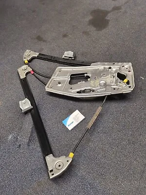 Bmw 5 Series E39 O/s Front Right Window Regulator & Motor #8159832 • $44.76