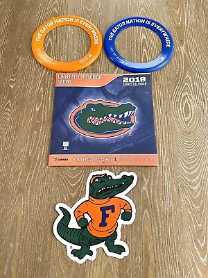 University Of Florida Gators 2019 Sports Calendar With Frisbees & Gator Cut Out • $15