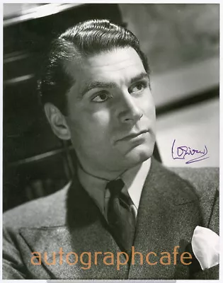 Laurence Olivier 10 X 8  Signed Promo Photo (signature Is Part Of The Photo) • £6.50