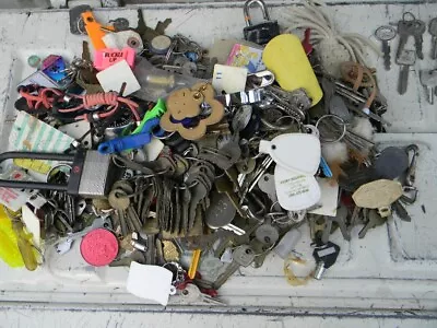 12 Pounds Of VINTAGE MIXED COLLECTION HOUSE CAR LOCK KEY LOT & Locks • $99