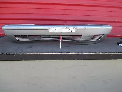 Mercedes W126 300 Se Front Bumper Cover Oem 1986 1987 1988 1989 1990 1991  • $700