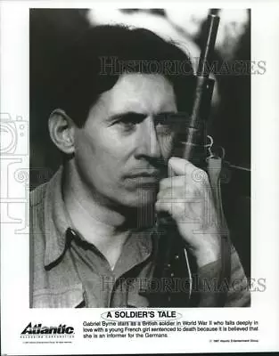 1987 Press Photo Gabriel Byrne Stars In The Film  A Soldier's Tale  - Lrp52035 • $19.99