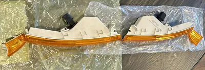 09 - 12 VW CC Front Bumper Turn Signal FULL SET 3C8953041 & 3C8953042 OEM L&R US • $100