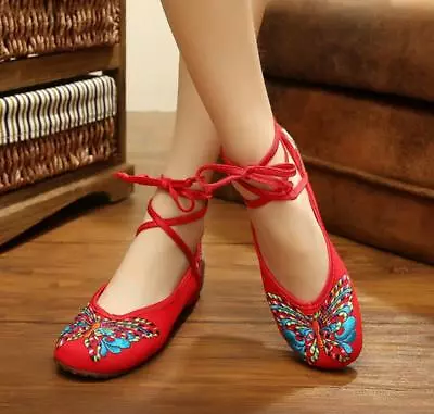 Chinese Old Beijing Flats Women Casual Shoes Butterfly Embroidered Cloth Shoes • $25.76