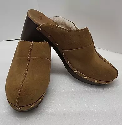 Women's Ugg Kassi Clogs Chestnut Brown Suede Shearling Lined Size 9 1013601 EUC • $44.99